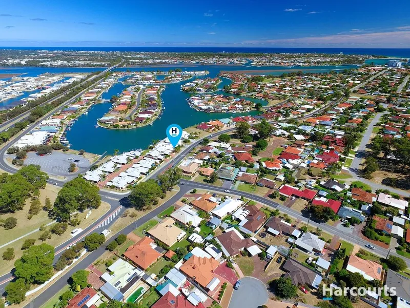 Waterfront Easy-care Townhouse