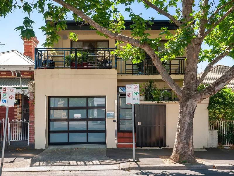 Elegant Designer Family Residence