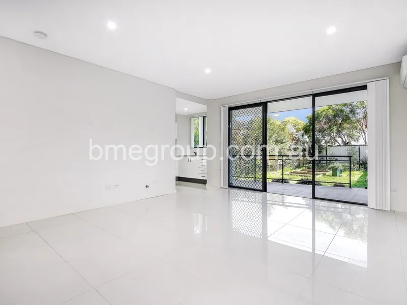 Courtyard | Tiles Living