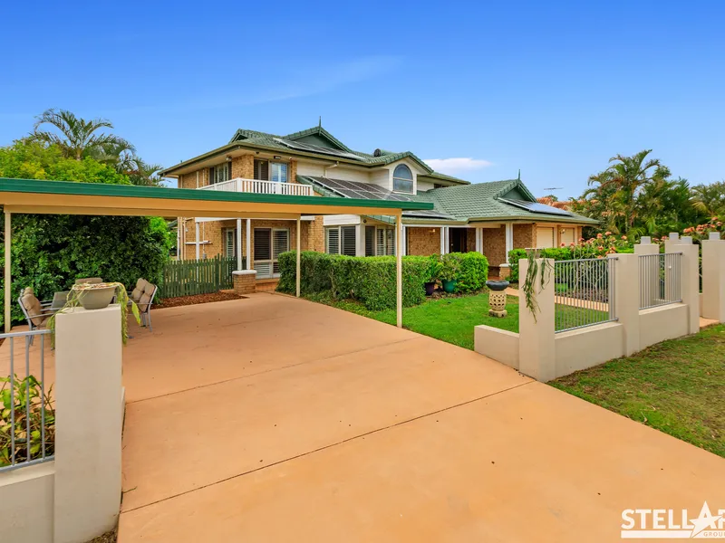 Large Family Home with so many extras, in the Mansfield School Catchment!