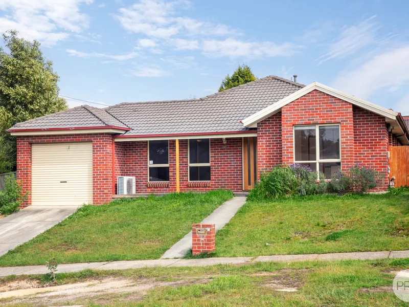 Move in or Invest in Beautiful Ballarat East