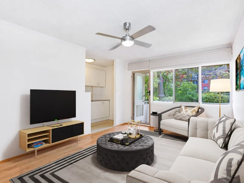 UPDATED APARTMENT IN PRIME LOCATION