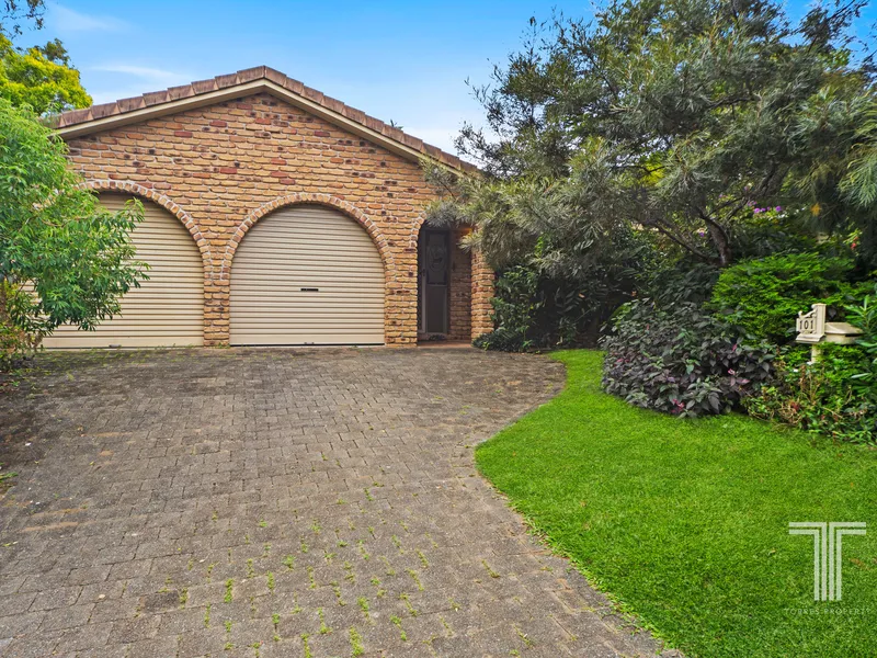 Well-Maintained Family Home in Prime Position