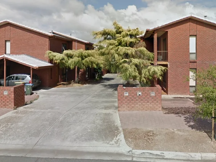 2 Bedroom Townhouse in a Quiet Group