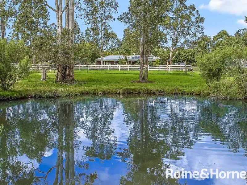 Country living set on over 2 acres