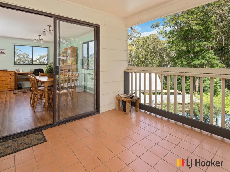 Watch The Waves Roll In