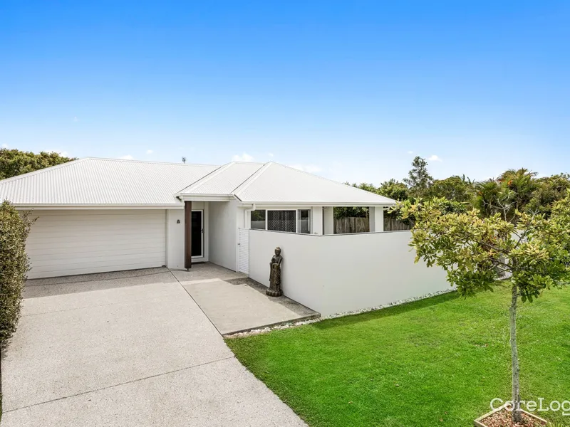 Sippy Downs Family Home with room for pool! - REF: 4253