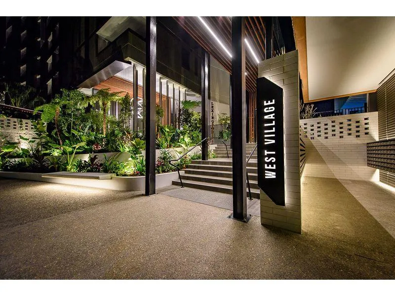 1 BEDROOM +MULTI PURPOSE APARTMENT WITH SOUTHERN VIEWS