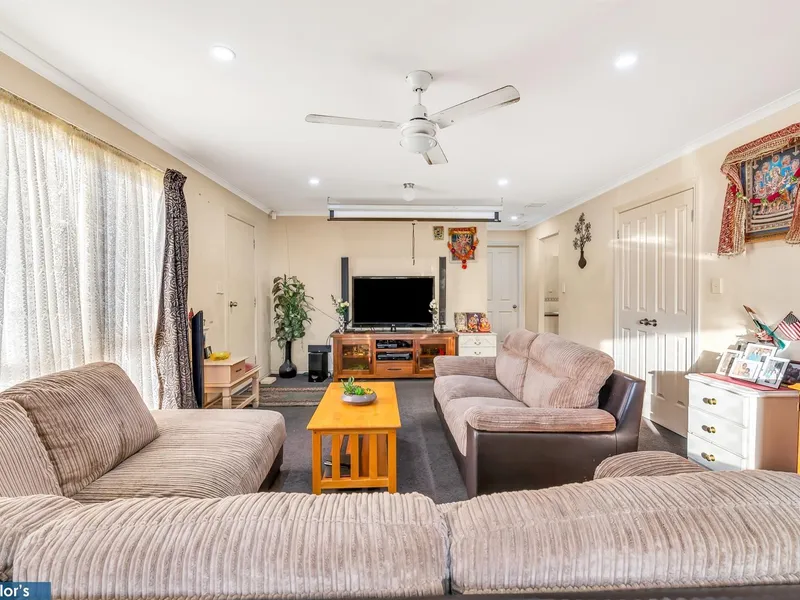 3 Bedroom home Great Location