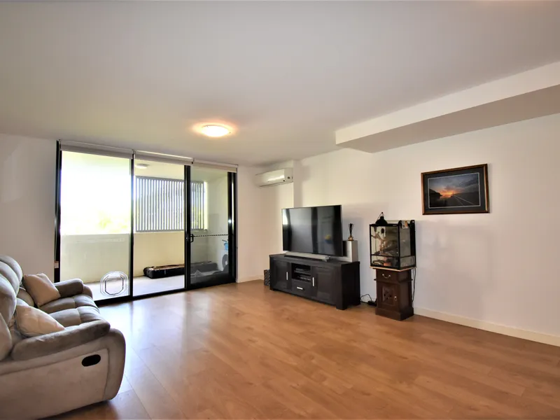 Modern 2 bedroom apartment in the heart of Botany