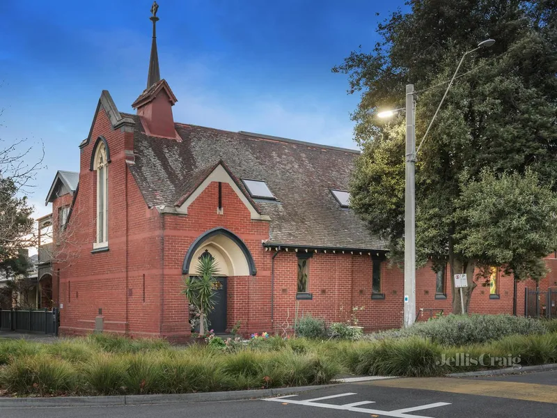 Exquisite Conversion in a Prized Beachside Pocket