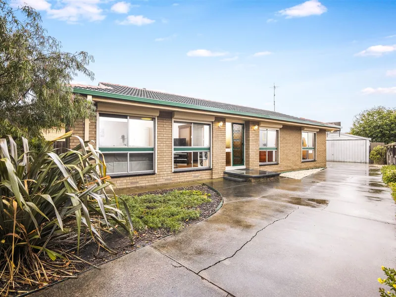 Neat and Tidy Family Home