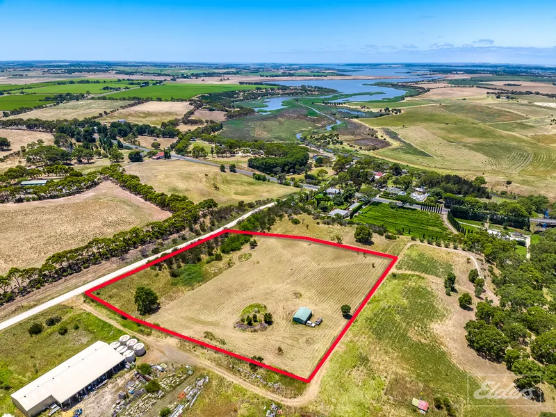 Elevated Small Acreage