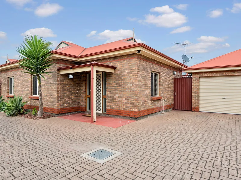 Spacious Homette – Conveniently Located