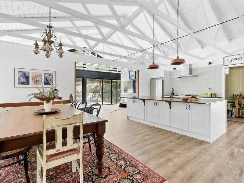 80 Acres of a Private Sanctuary with Kilometres of Creek Frontage