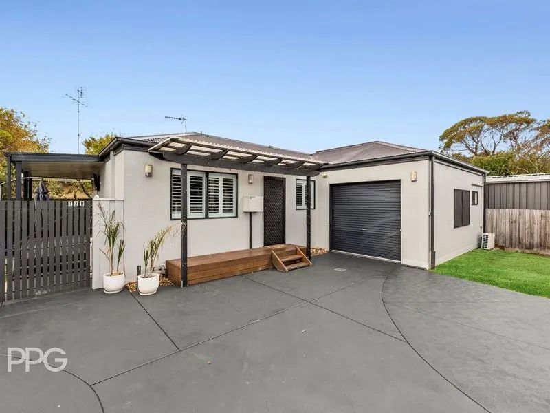 Convenient Coastal Retreat