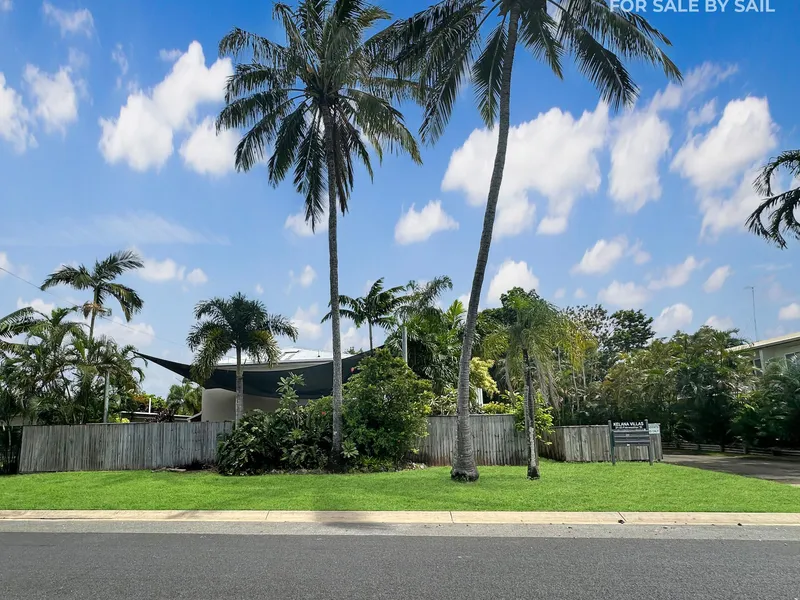 Town House near the Beach.
