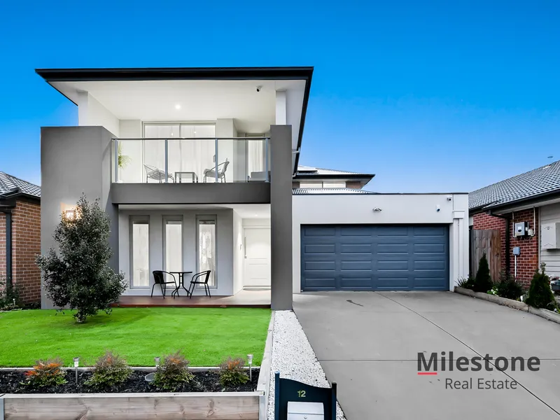 Porter Davis Family Entertainer in Eliston Estate !!