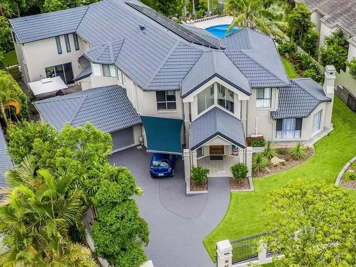 Massive fully renovated home minutes from Mt Cootha