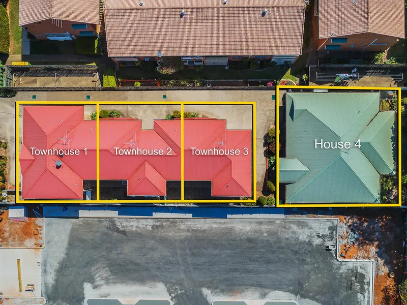 Investors Dream - No Body Corporate and Spread Over One Title!