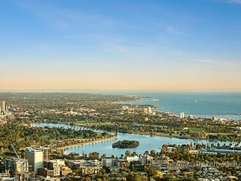 Panoramic views and world class facilities. 