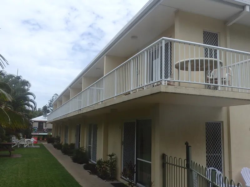 Blue Chip Torquay Esplanade