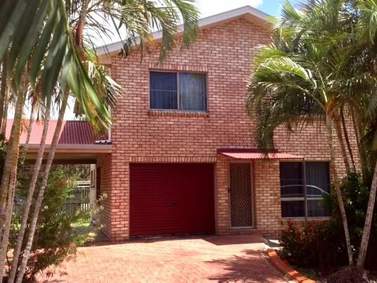 FOUR BEDROOM UNIT TIDY COMPLEX