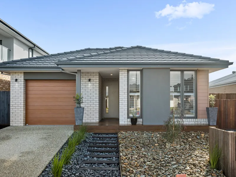 Relaxed coastal lifestyle ready and waiting!