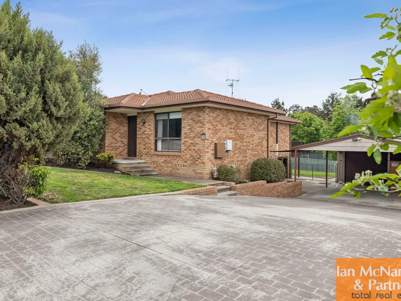 Serene and Private Family Home !