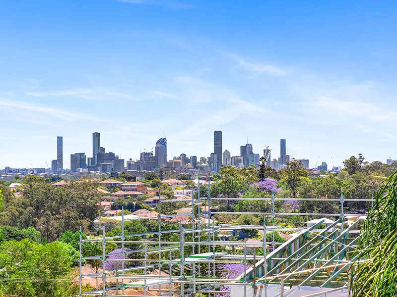 READY TO TRANSFORM - RENOVATE OR REBUILD OPPORTUNITY WITH CITY VIEWS