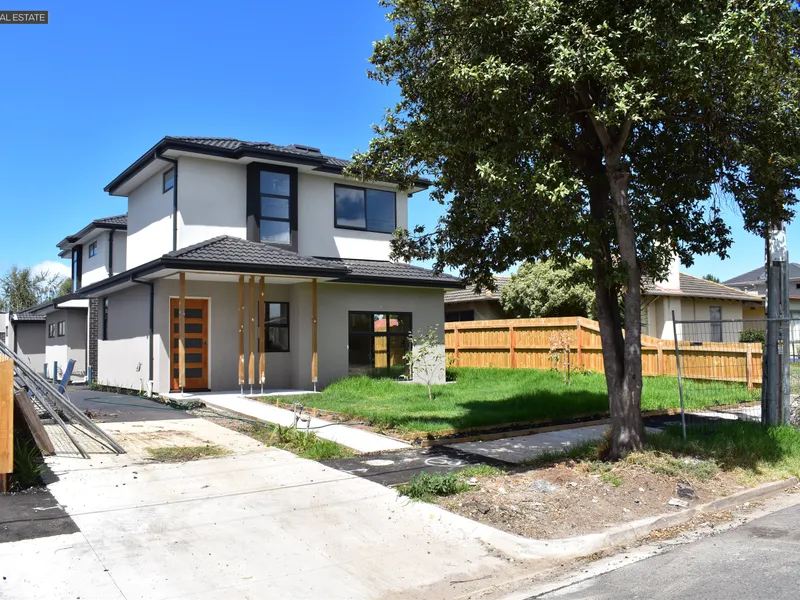 Perfect Entertainer with Designer Style!