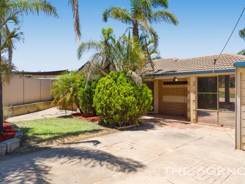 Easy Care, Convenient, Cosy, and Powered Workshop!