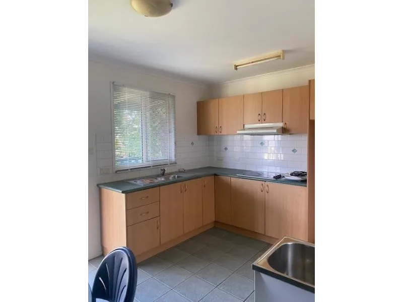 Snap this one up quick! Fantastic flat in Heddon Great! Offers Over $300 Per Week