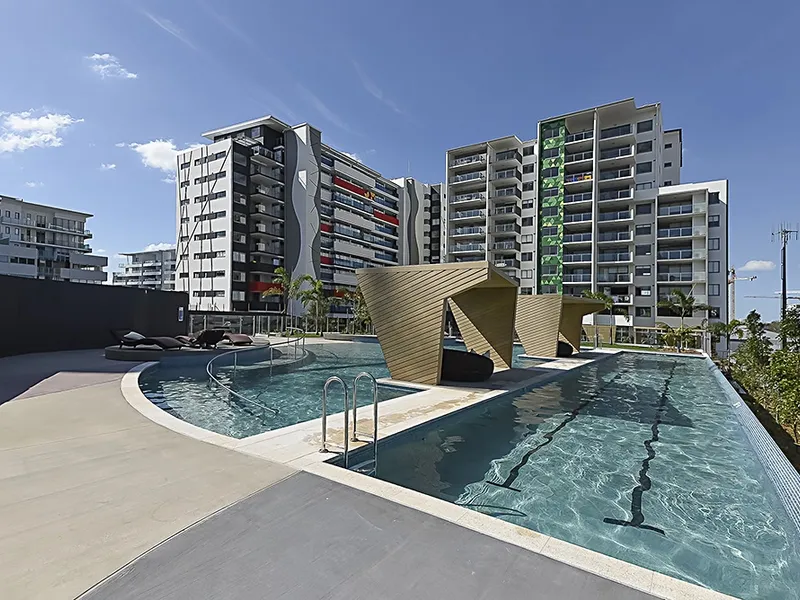 Beautiful Two Bedroom Apartment In West End !!