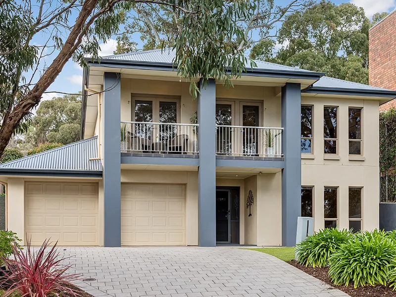 Sensational 5 bedroom, 3 bathroom home in a Premier Location. Luxury Living at it's finest!