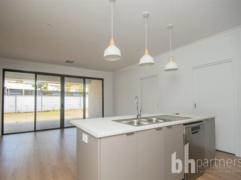 Brand New Stylish 4 Bedroom, 2 Bathroom Family Home