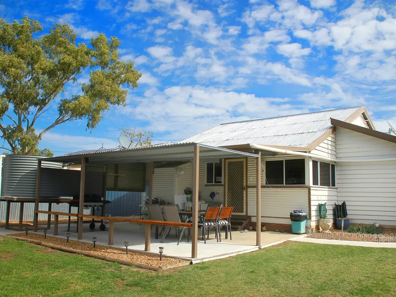Peaceful Living with Plenty of Outdoor Space