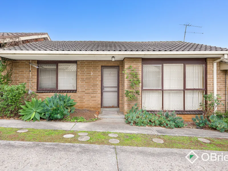 2BR unit ideal for investors, starters or downsizers, in FHS zone near shops, cafés, hospital