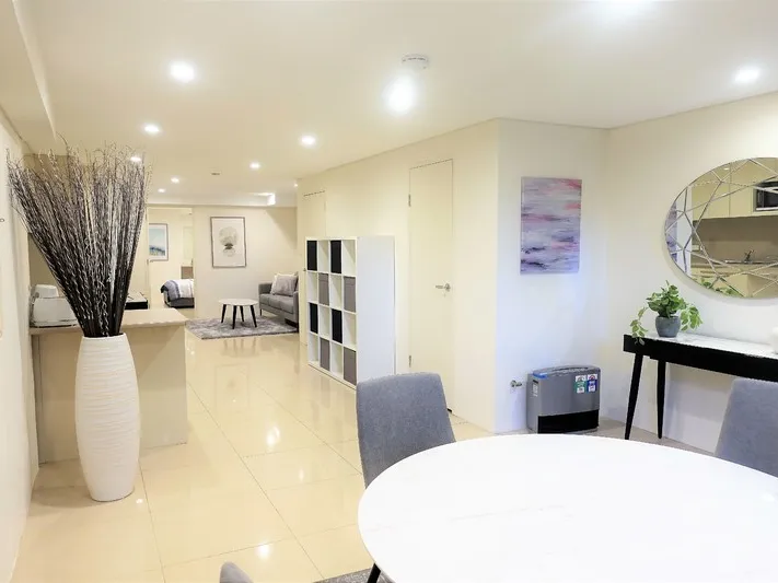 Fully Furnished just unpack, private self-contained one bedroom apartment