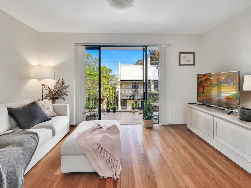 Newly Renovated Newtown Gem