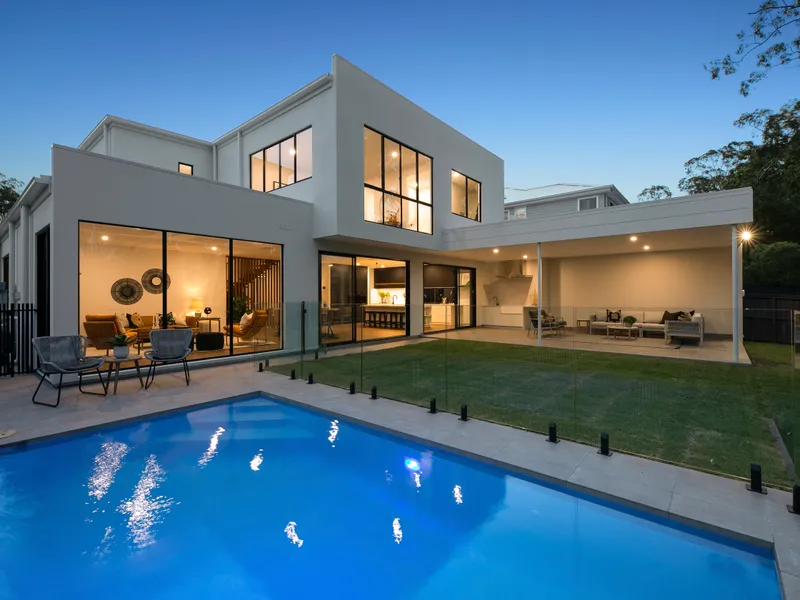 BRAND NEW PRESTIGE HOME