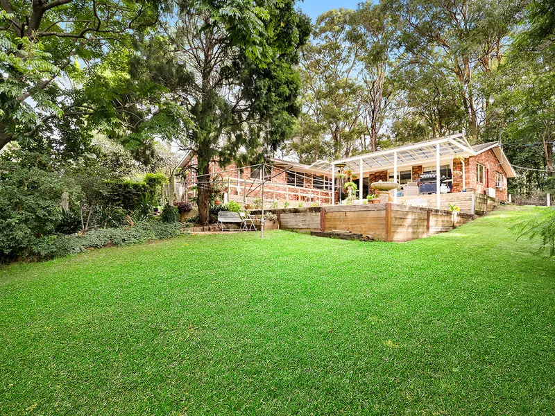Fantastic opportunity on 3127m2 block.