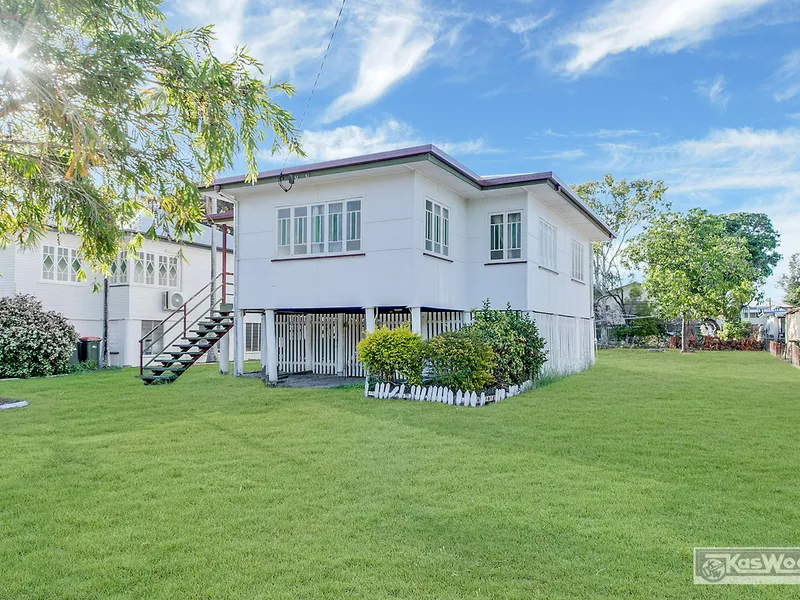 HIGHSET 3 BEDROOM HOME. LARGE 723M2 ALLOTMENT. MOVE STRAIGHT IN. $199,000