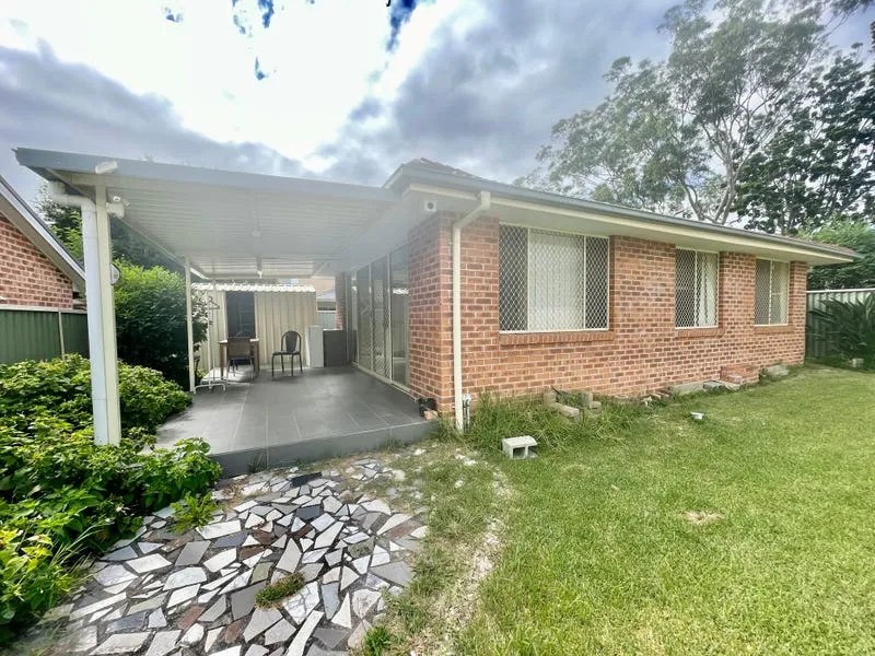 STUNNING GRANNY FLAT IN PEACEFUL STREET