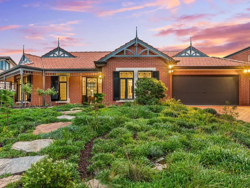 Stunning Federation Charmer Situated Between The Lake & Tennyson Beach