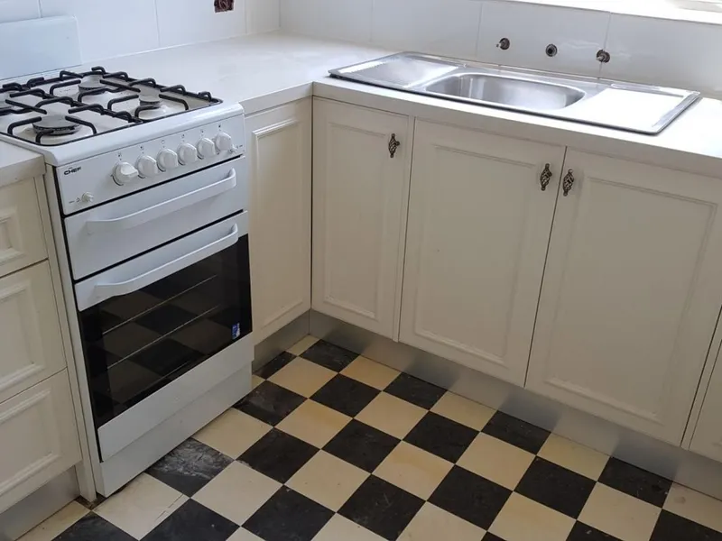 Updated Large 1 Bedroom