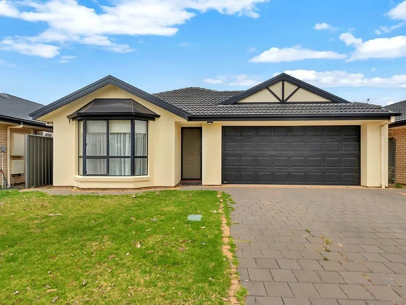 Spacious Family Home with Easy Care Garden