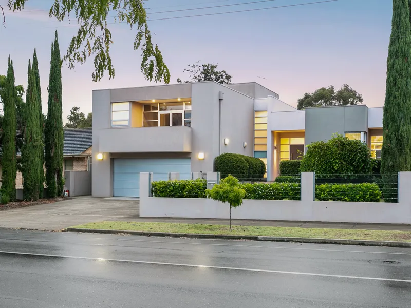 Architectural Family Home Adjacent to Liner Park