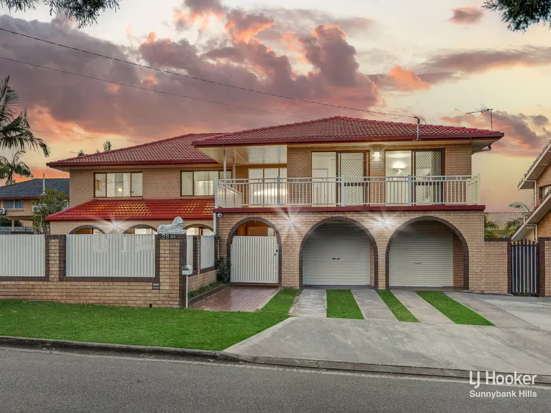 A Renovated, Sturdy Classic – Triple Living!