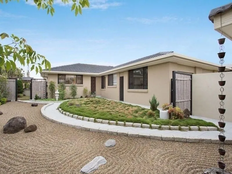 North-facing Waterfront Home in Mermaid Waters